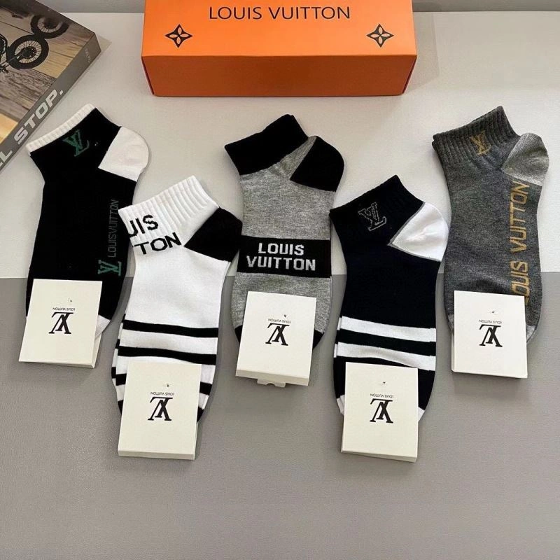 Flexible Louis Vuitton Socks 273219