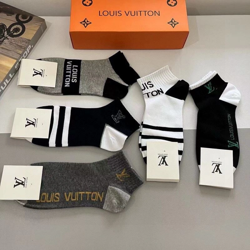 Flexible Louis Vuitton Socks 273219