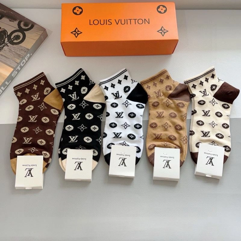 Bold Louis Vuitton Socks 273211