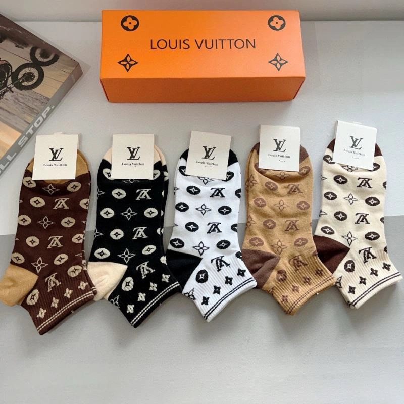 Bold Louis Vuitton Socks 273211