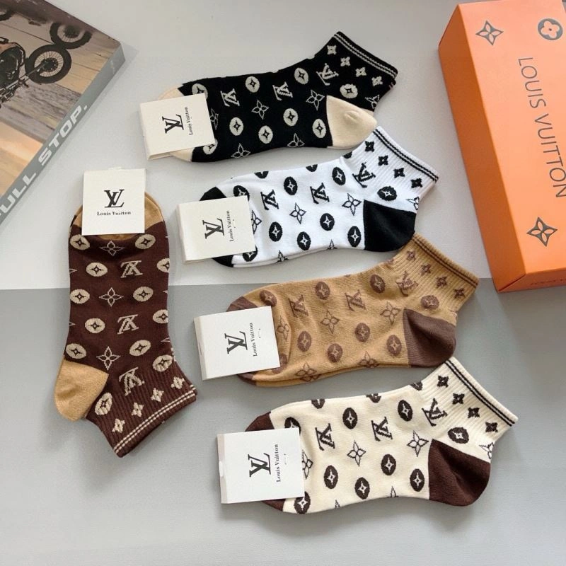 Bold Louis Vuitton Socks 273211