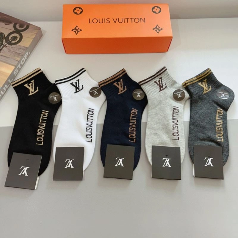 Functional Louis Vuitton Socks 273198