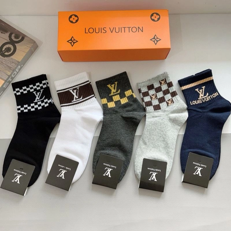 Louis Vuitton Socks Chic 273207