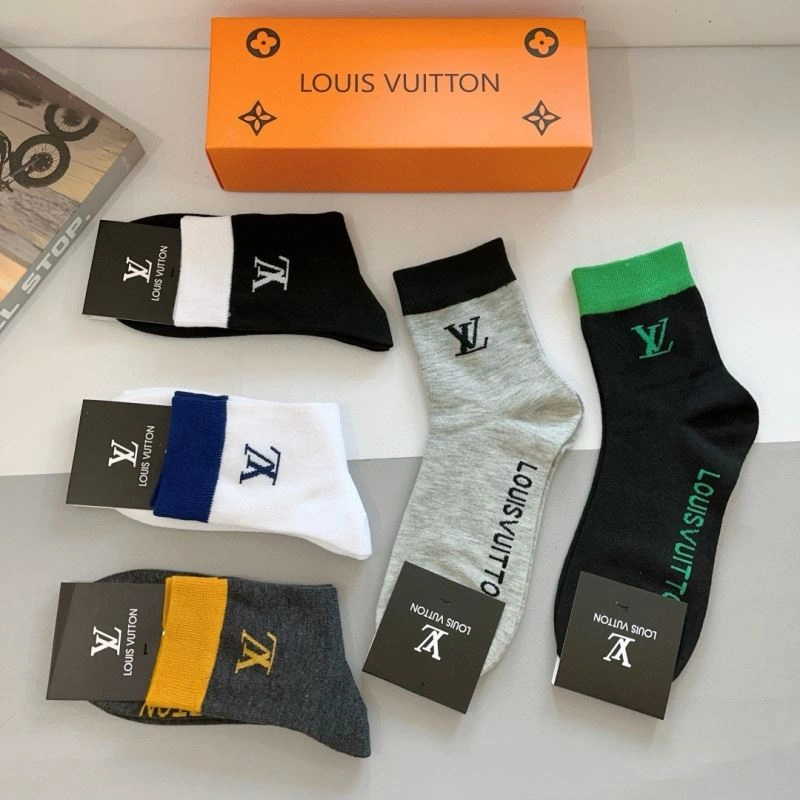 Premium Louis Vuitton Socks 273197