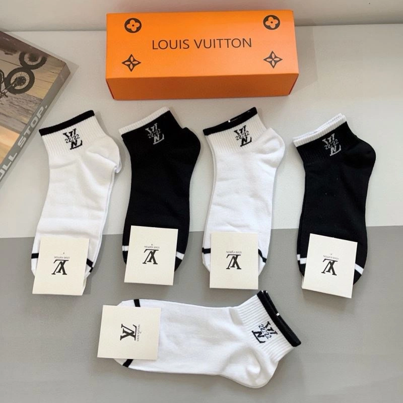 Timeless Louis Vuitton Socks 273200