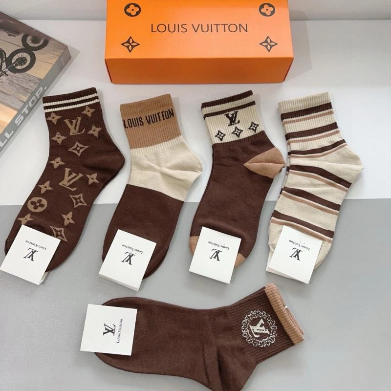WaterResistant Louis Vuitton Socks 273192