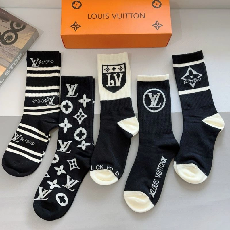 Trendsetting Louis Vuitton Socks 273091