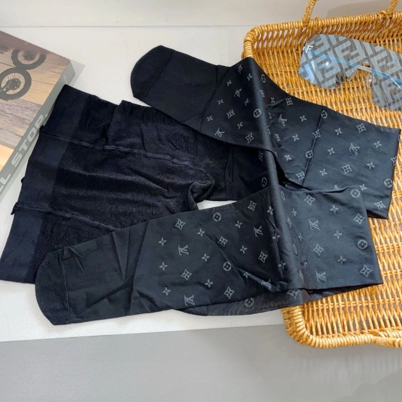 Louis Vuitton Socks Trendy 273088