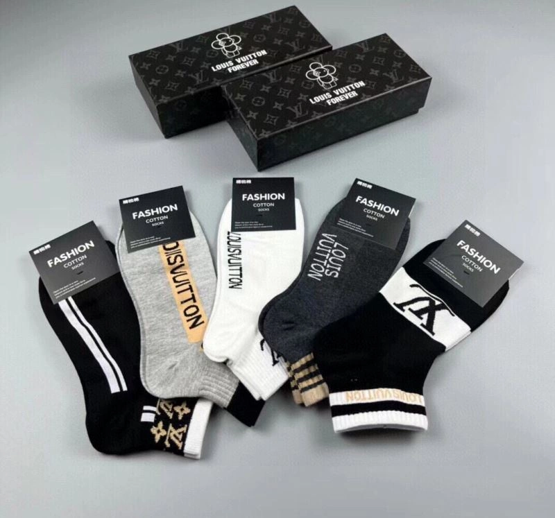 Louis Vuitton Socks UrbanChic 273625