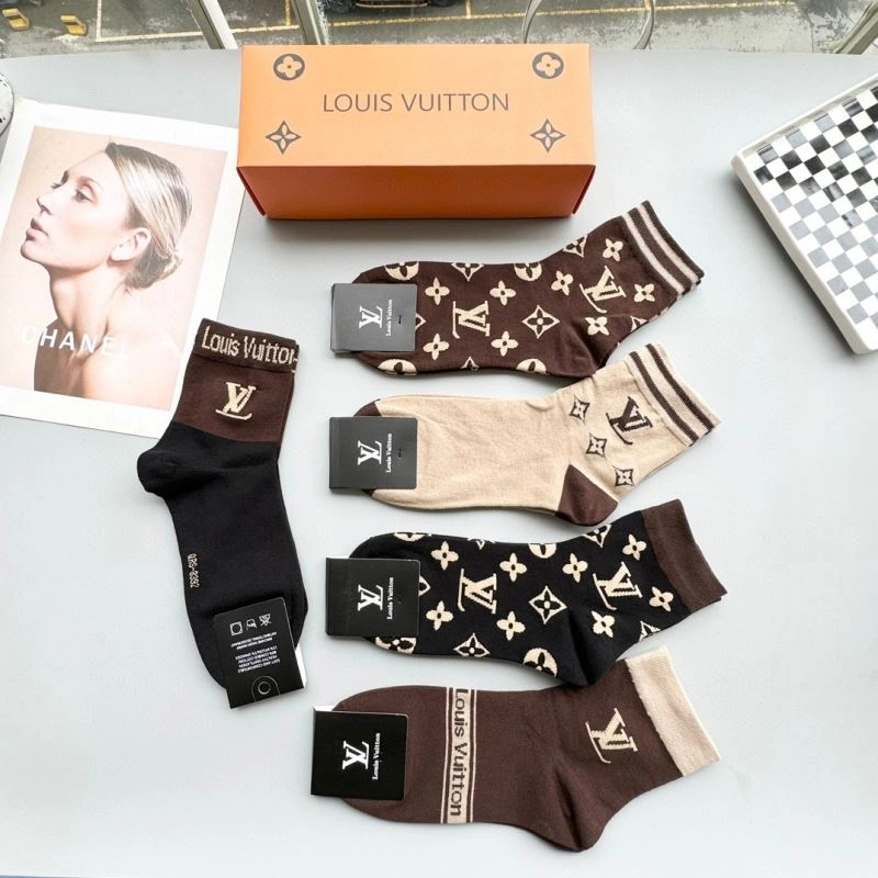 Louis Vuitton Socks Comfortable 273628