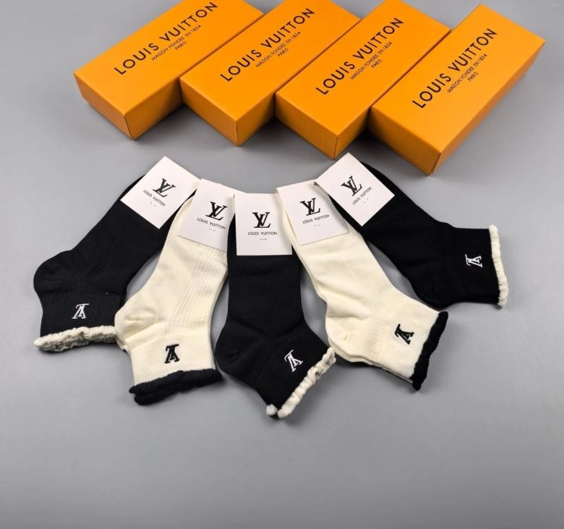 Louis Vuitton Socks Snug 273606