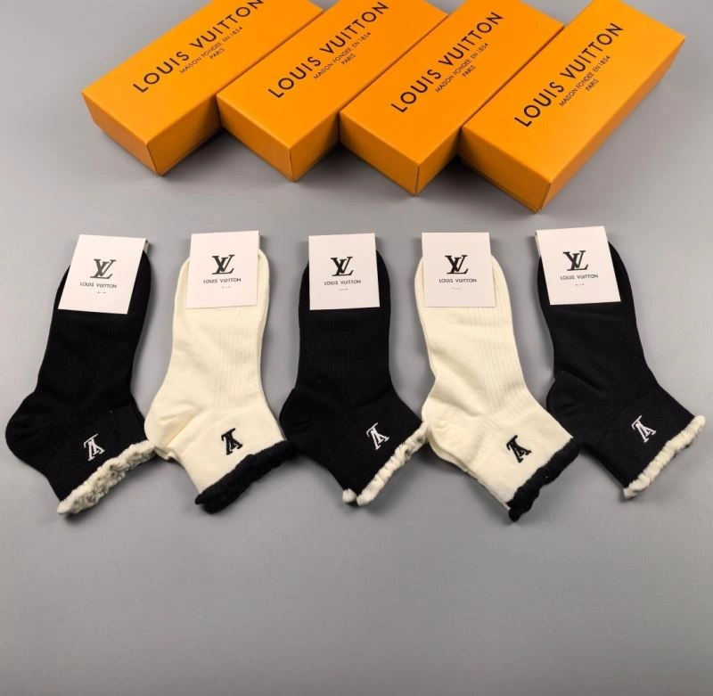 Louis Vuitton Socks Snug 273606