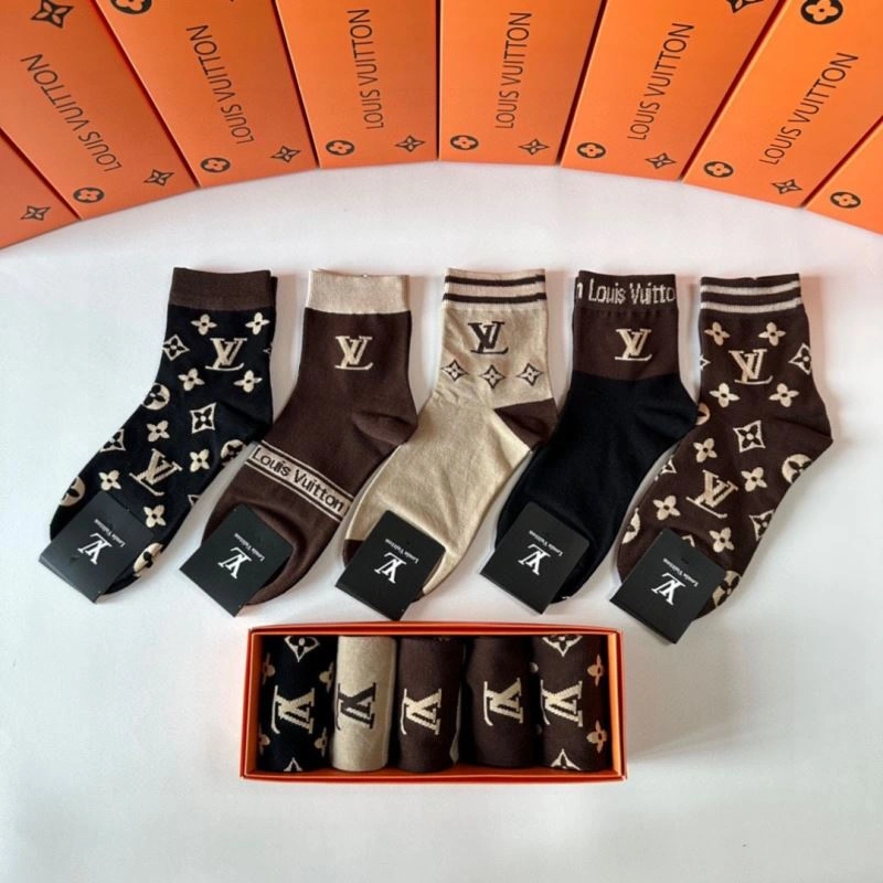 Neat Louis Vuitton Socks 273581