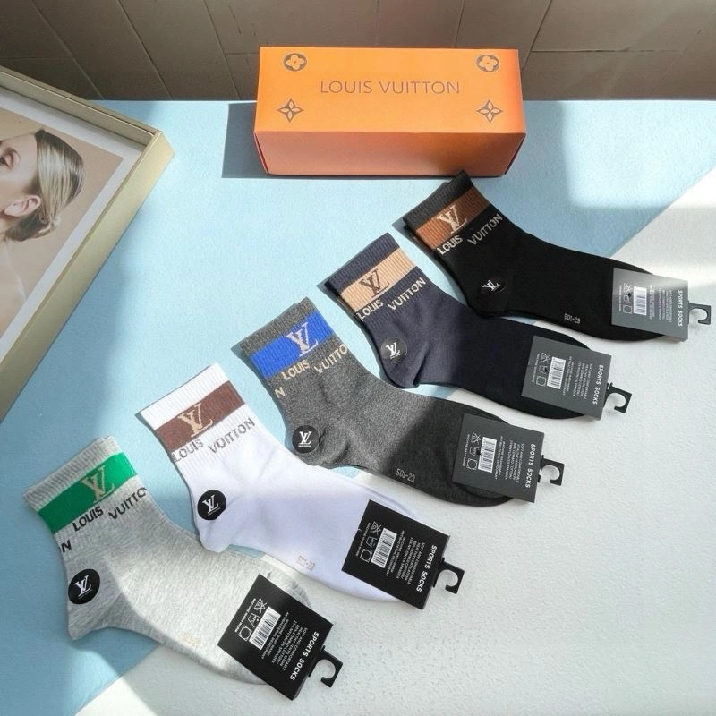 Seasonal Louis Vuitton Socks 273594