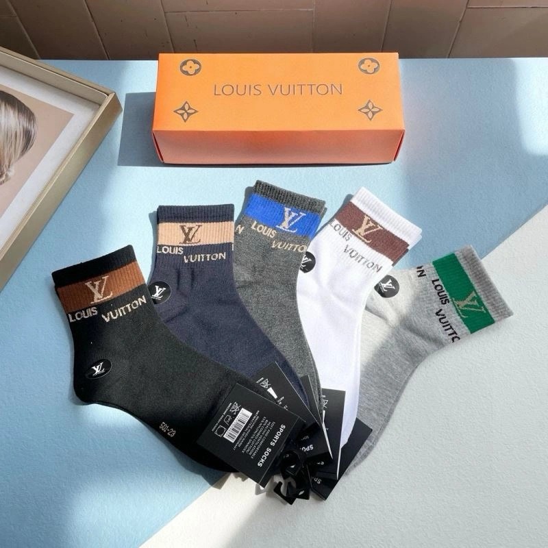 Seasonal Louis Vuitton Socks 273594