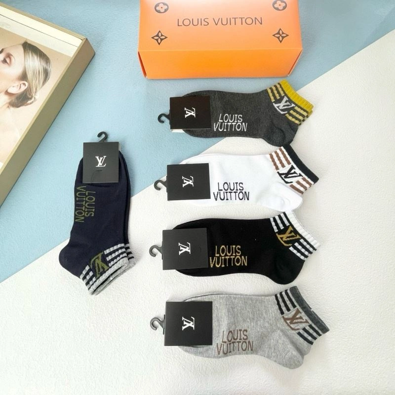 Efficient Louis Vuitton Socks 273590