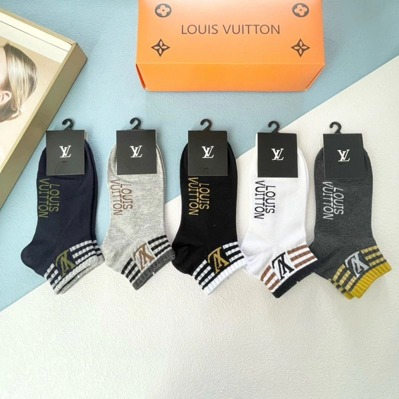 Efficient Louis Vuitton Socks 273590