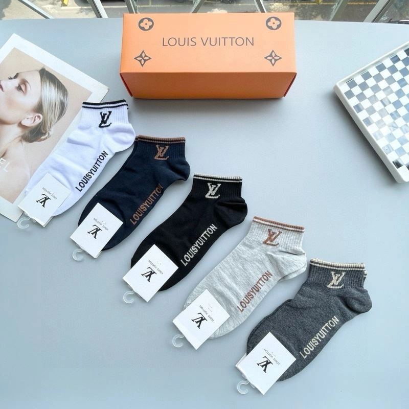Versatile Louis Vuitton Socks 273064