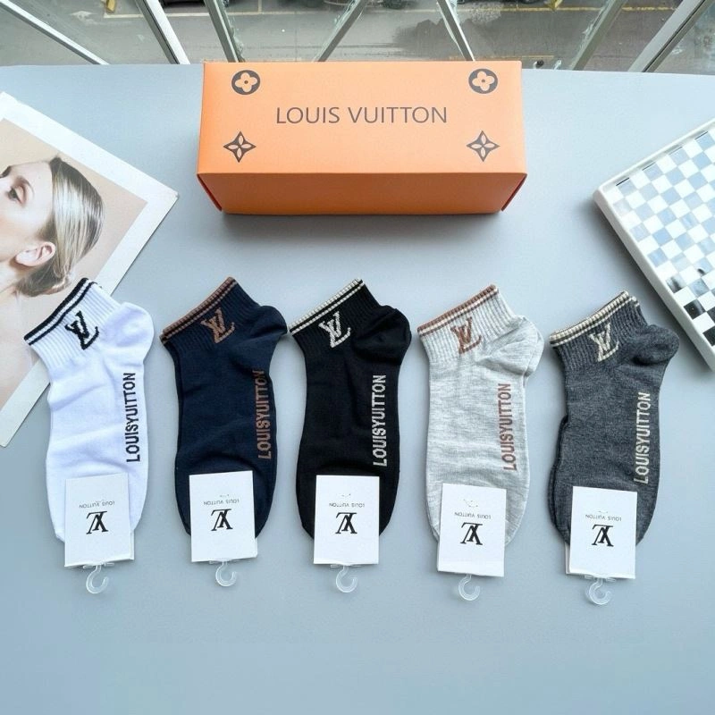 Versatile Louis Vuitton Socks 273064