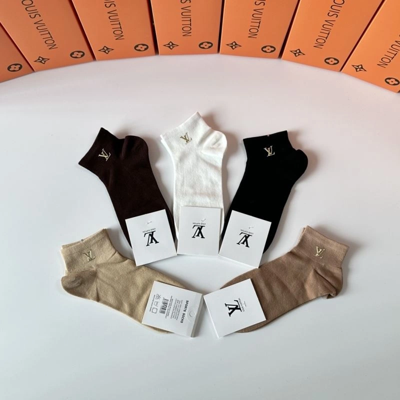 Breathable Louis Vuitton Socks 273573