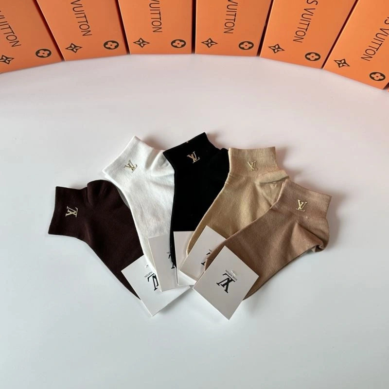 Breathable Louis Vuitton Socks 273573