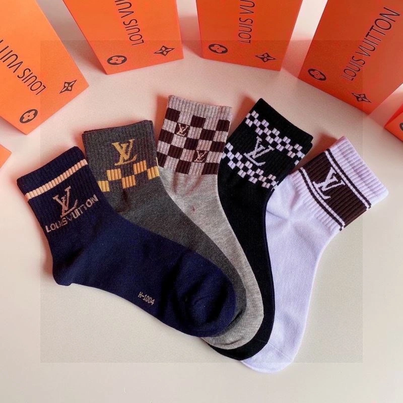 Effortless Louis Vuitton Socks 273564