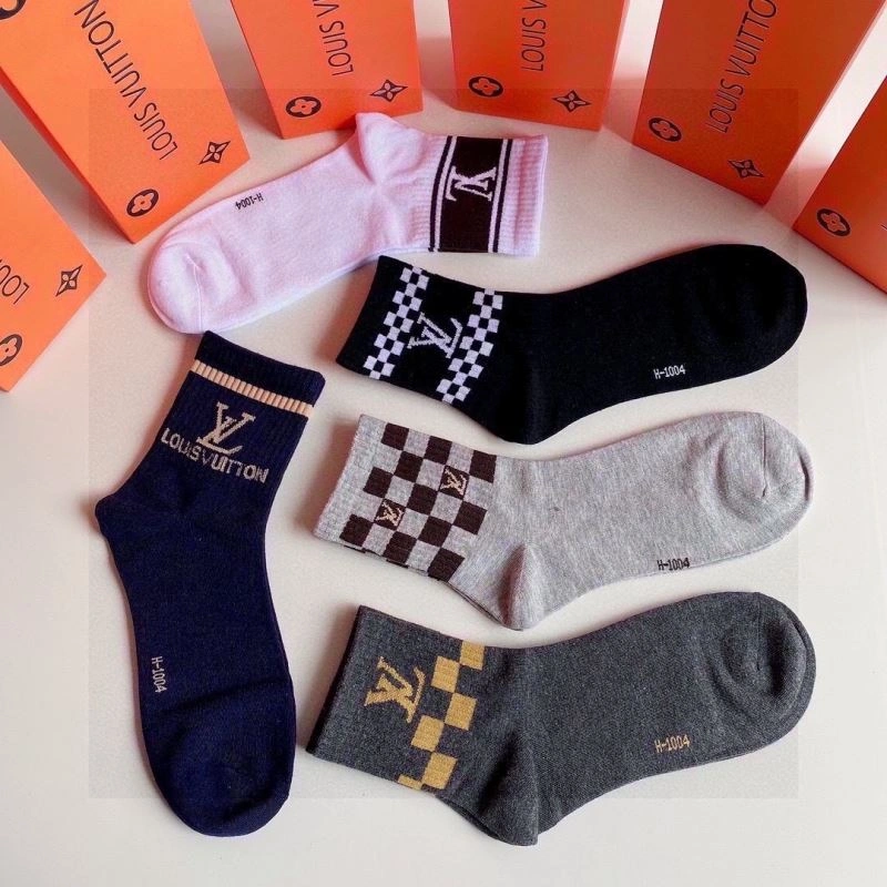 Effortless Louis Vuitton Socks 273564