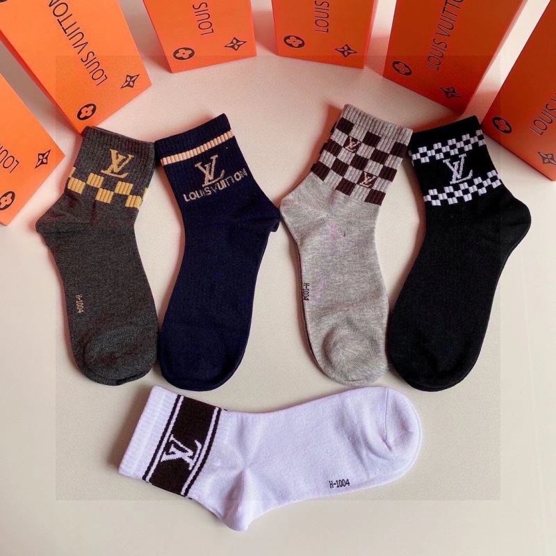 Effortless Louis Vuitton Socks 273564