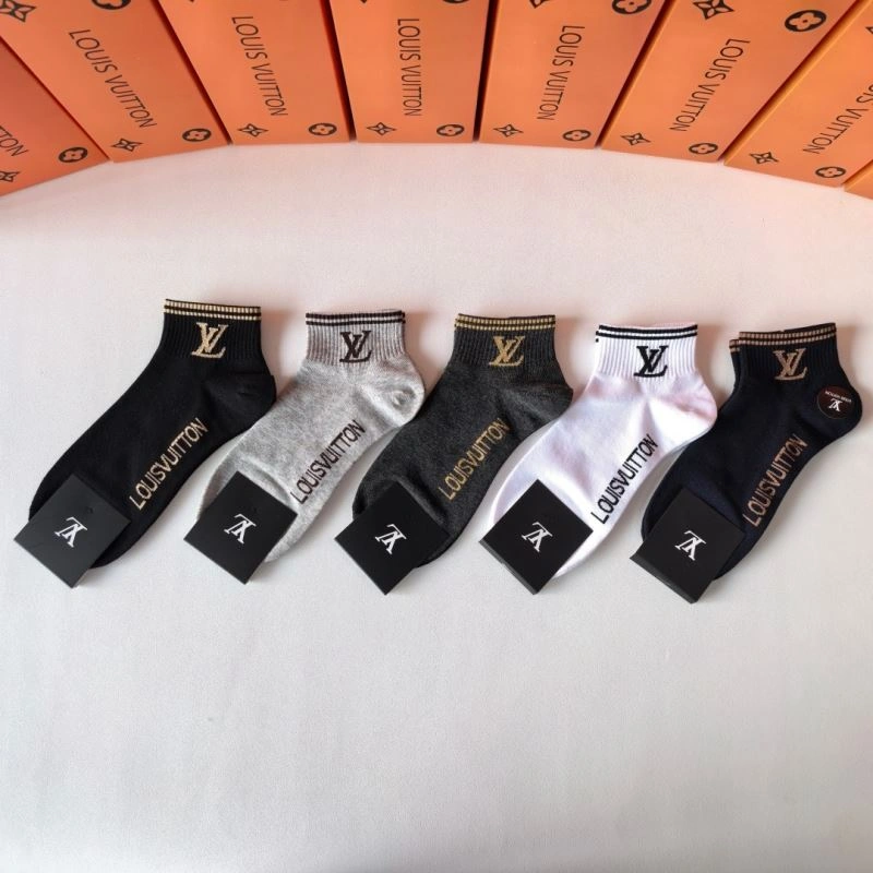 Louis Vuitton Socks WellDesigned 273559