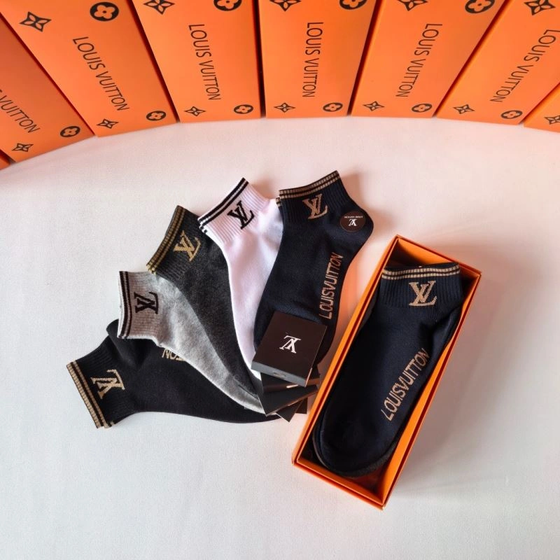 Louis Vuitton Socks WellDesigned 273559