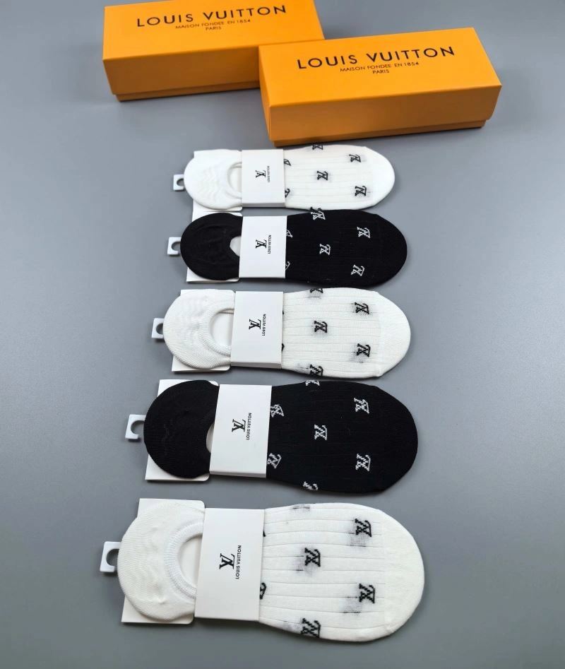 GoodFit Louis Vuitton Socks 273538