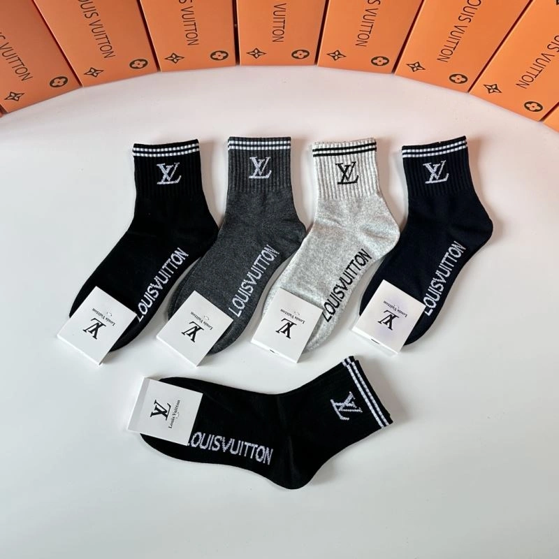 NewStyle Louis Vuitton Socks 273549