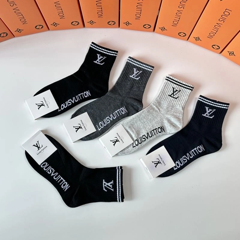NewStyle Louis Vuitton Socks 273549