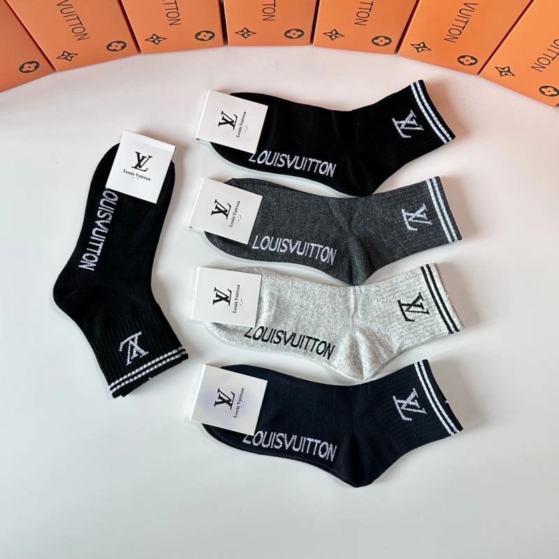 NewStyle Louis Vuitton Socks 273549