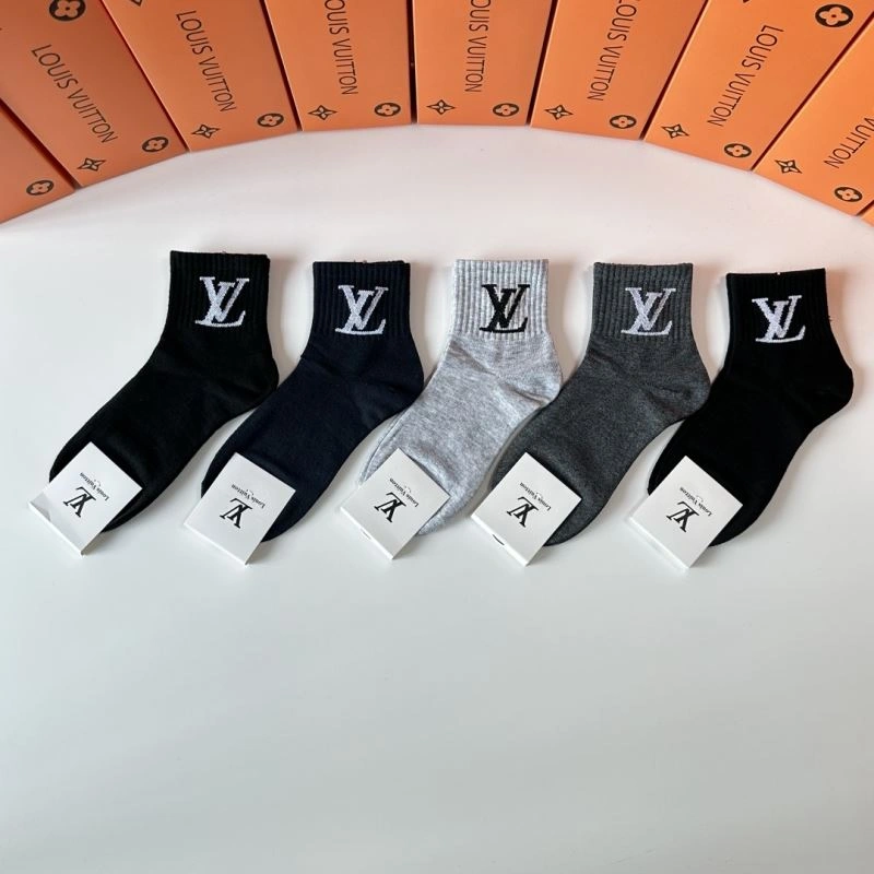 Supportive Louis Vuitton Socks 273562