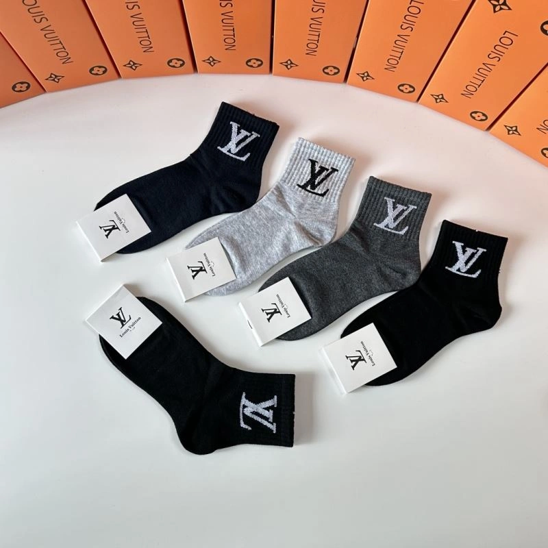 Supportive Louis Vuitton Socks 273562