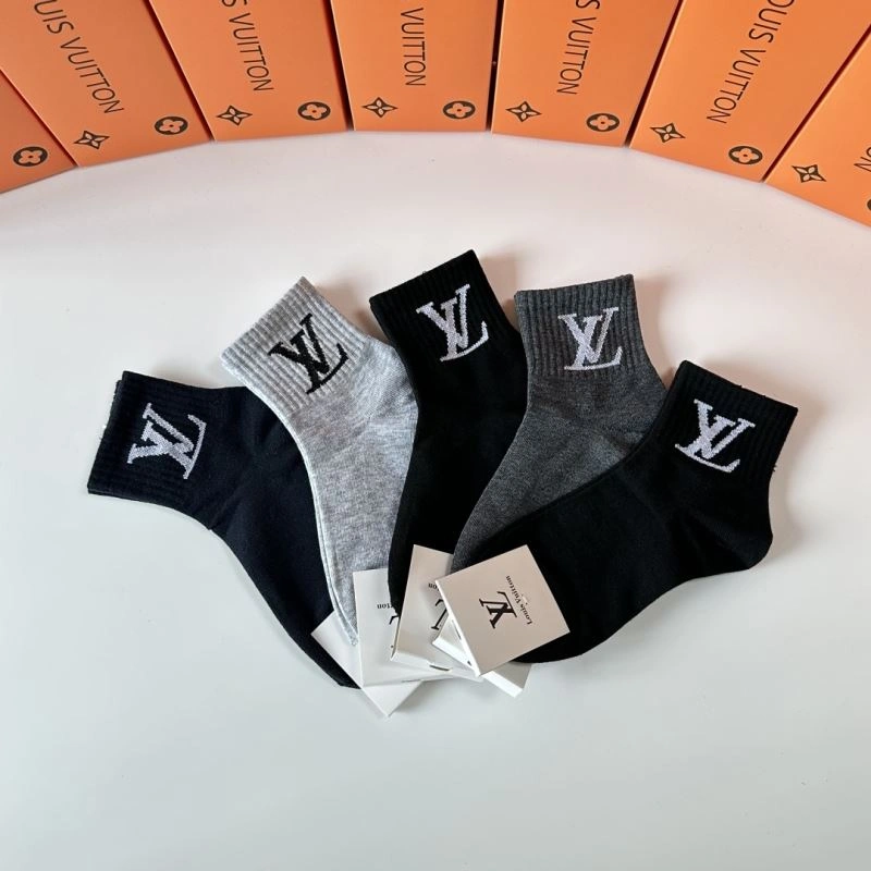 Supportive Louis Vuitton Socks 273562