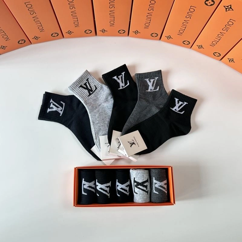 Supportive Louis Vuitton Socks 273562