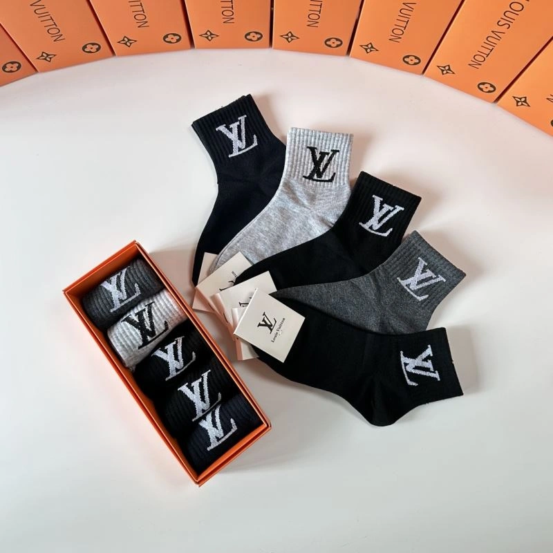 Supportive Louis Vuitton Socks 273562