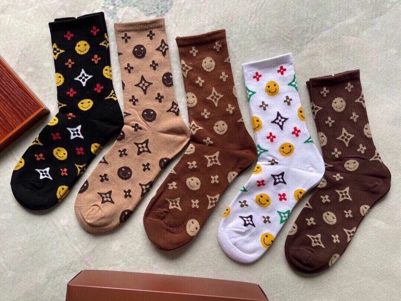 Resilient Louis Vuitton Socks 273555