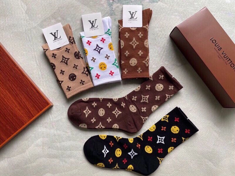 Resilient Louis Vuitton Socks 273555