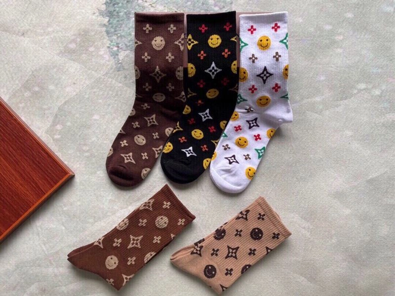Resilient Louis Vuitton Socks 273555