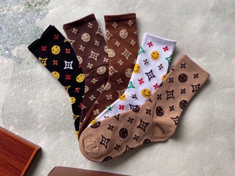 Resilient Louis Vuitton Socks 273555