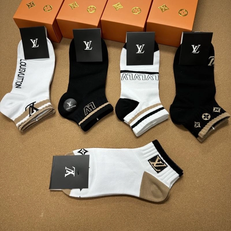 HighQuality Louis Vuitton Socks 273558