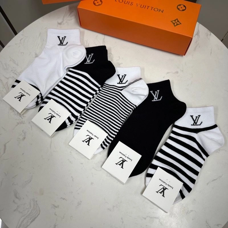 Louis Vuitton Socks Contemporary 273535