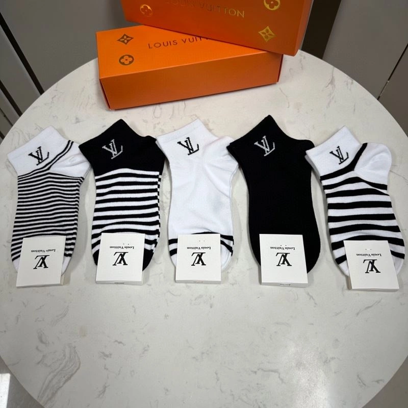 Louis Vuitton Socks Contemporary 273535