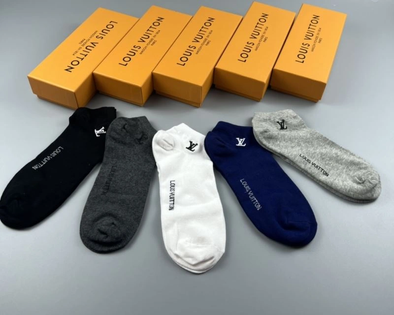 TechFriendly Louis Vuitton Socks 274627