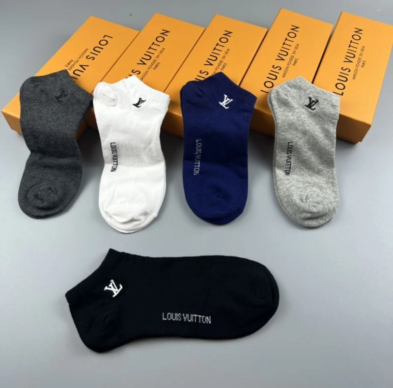TechFriendly Louis Vuitton Socks 274627