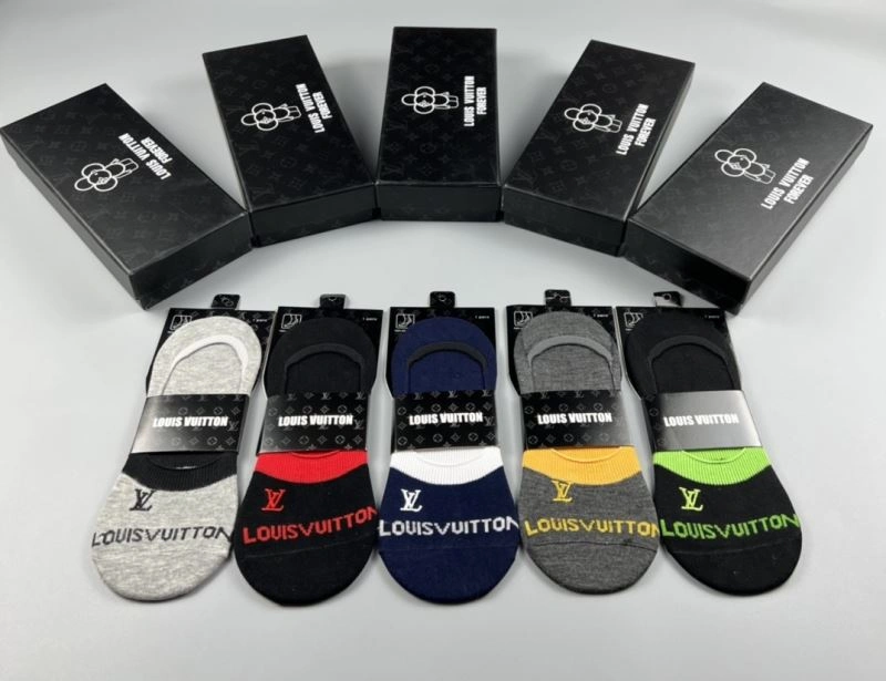 UrbanChic Louis Vuitton Socks 274618