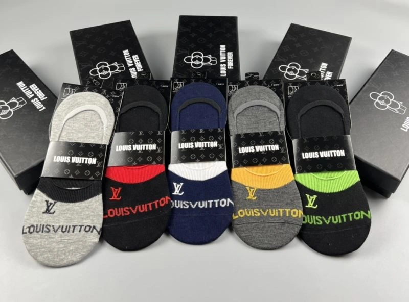 UrbanChic Louis Vuitton Socks 274618
